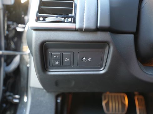 Used 2021 Jaguar F-TYPE R image 79