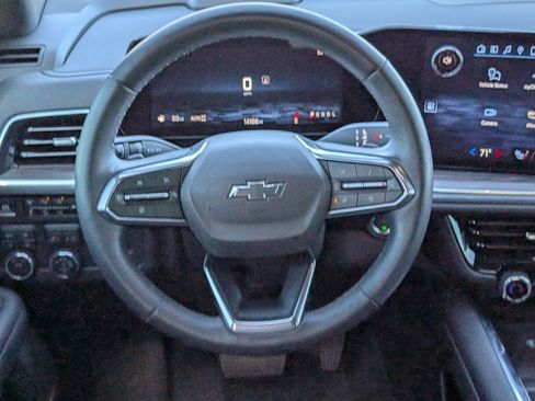 Used 2025 Chevrolet Tahoe Z71 w/ Comfort Package image 13