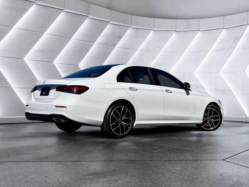 Used 2022 Mercedes-Benz E 350 Sedan w/ Driver Assistance Package image 6