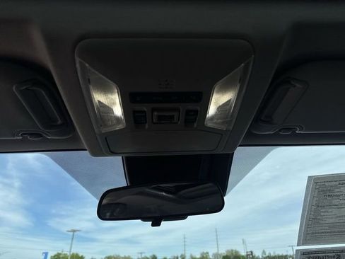 Used 2025 Toyota RAV4 XLE Premium FWD image 24
