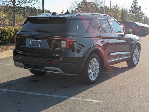 Certified 2025 Ford Explorer Platinum w/ LUX Leather Package image 4