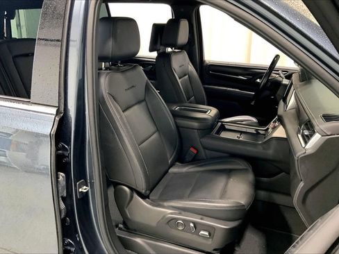 Used 2021 GMC Yukon Denali w/ Denali Premium Package RWD image 16