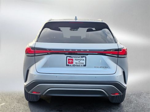 Used 2026 Lexus RX 450h Luxury w/ Convenience Package image 13