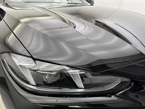 Used 2025 BMW i4 xDrive40i w/ Parking Assistance Package image 18