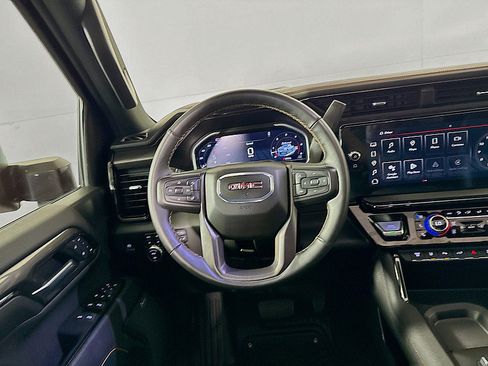 Used 2024 GMC Sierra 2500 AT4 w/ AT4 Premium Plus Package AWD/4WD image 25