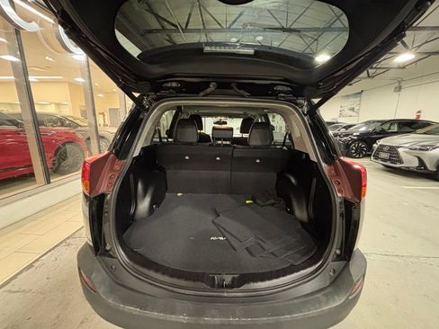 Used 2015 Toyota RAV4 Limited AWD/4WD image 9