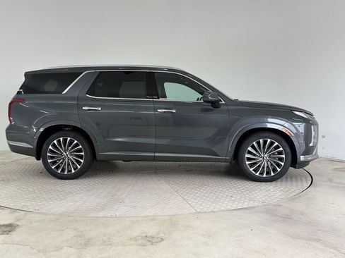Used 2023 Hyundai Palisade Calligraphy w/ Winter Package AWD/4WD image 8