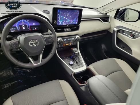 Used 2025 Toyota RAV4 Limited w/ Weather Package image 34