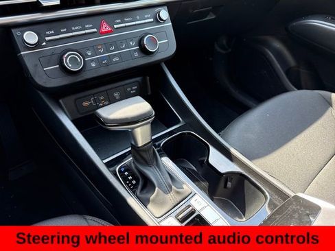 Used 2025 Hyundai Tucson SE AWD/4WD image 19