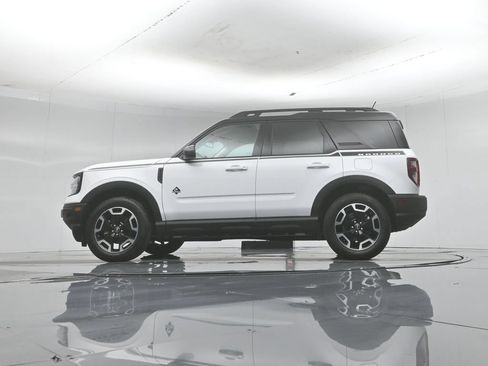 Used 2024 Ford Bronco Sport Outer Banks w/ Topo Graphic Package AWD/4WD image 56