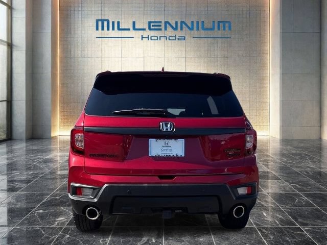 Certified 2023 Honda Passport TrailSport image 4