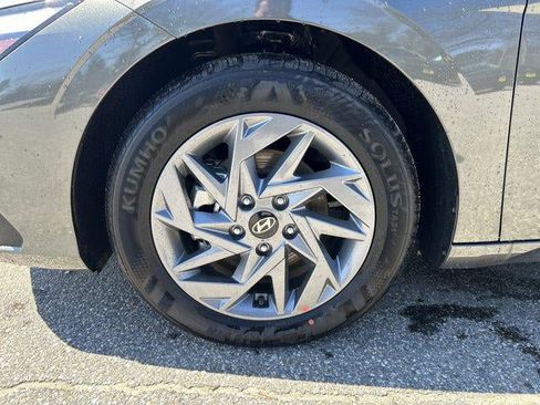 New 2026 Hyundai Elantra Hybrid FWD image 38