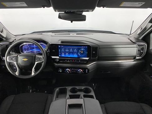 Certified 2024 Chevrolet Silverado 1500 LT AWD/4WD image 15