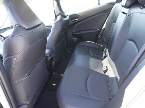 Used 2022 Toyota Prius Limited w/ Premium Convenience Package FWD image 13