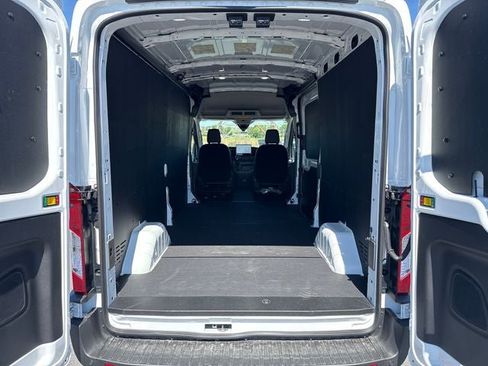 New 2026 Ford Transit 250 148 Medium Roof RWD image 19