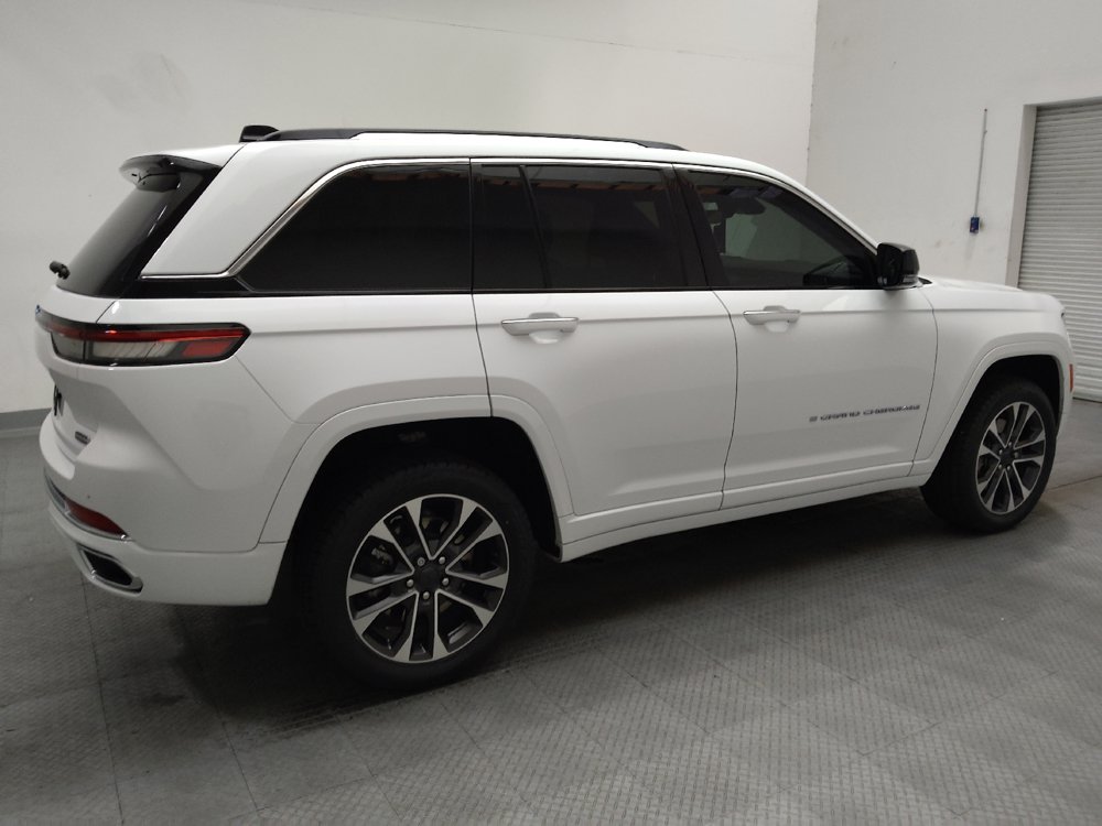 Used 2022 Jeep Grand Cherokee Overland AWD/4WD image 10