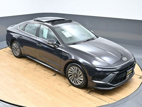 Used 2025 Hyundai Sonata Limited image 46