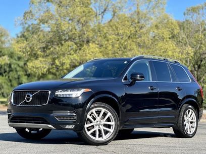 Used 2017 Volvo XC90 T6 Momentum w/ Momentum Plus Package