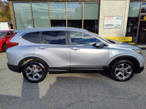 Used 2018 Honda CR-V EX image 9