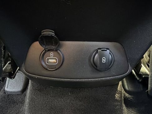 Used 2019 Hyundai Santa Fe SE AWD/4WD image 18