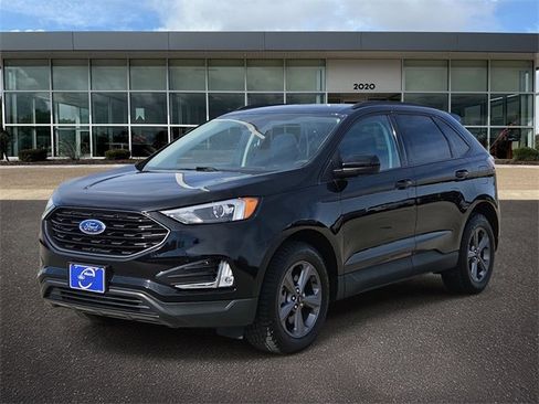 Certified 2024 Ford Edge SEL w/ Sport Appearance Package image 3