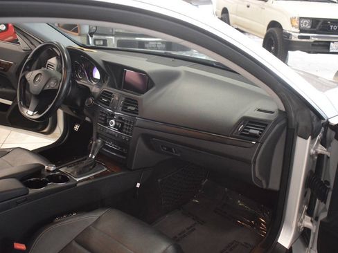 Used 2011 Mercedes-Benz E 550 Coupe image 26