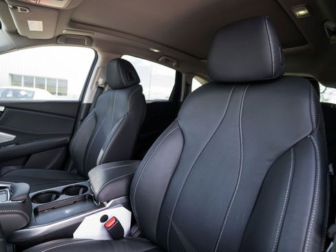 Certified 2025 Acura RDX w/ Technology Package image 8