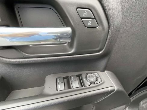 Certified 2025 Chevrolet Silverado 1500 Custom RWD image 15