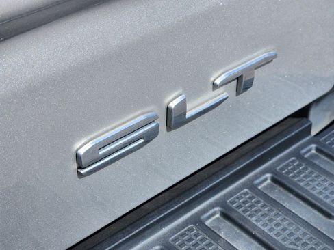 Used 2020 GMC Sierra 1500 SLT AWD/4WD image 27
