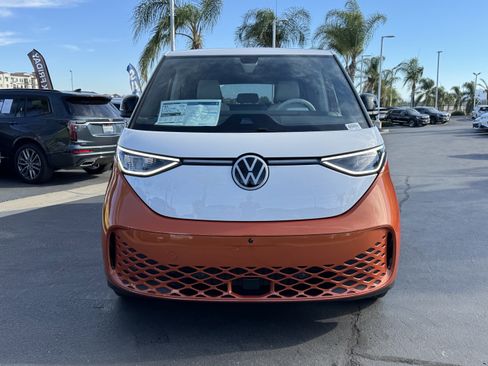New 2025 Volkswagen ID. Buzz 1st Edition image 5
