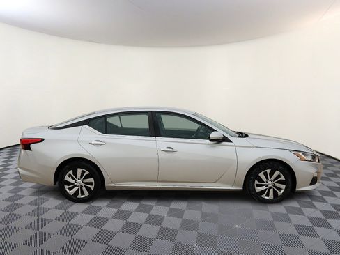 Used 2021 Nissan Altima 2.5 S image 5