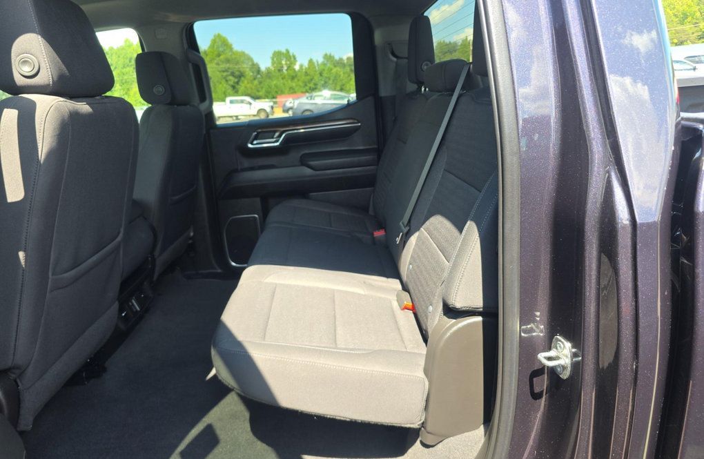 Used 2023 Chevrolet Silverado 1500 RST AWD/4WD image 8