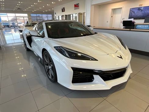 Used 2025 Chevrolet Corvette Z06 w/ Battery Protection Package image 3