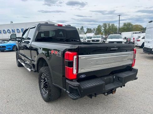Used 2023 Ford F250 Platinum AWD/4WD image 5