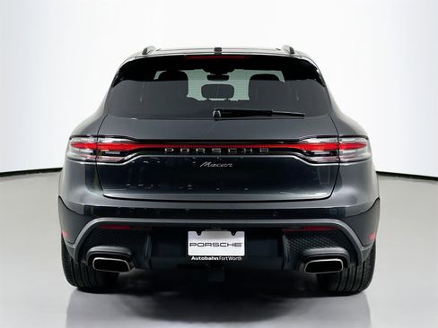 New 2026 Porsche Macan image 6