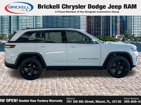 New 2026 Jeep Grand Cherokee Limited w/ Limited Altitude Package RWD image 4