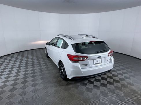 Used 2019 Subaru Impreza 2.0i Premium image 7
