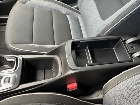 Certified 2025 Chevrolet TrailBlazer LT w/ Convenience Package FWD image 28