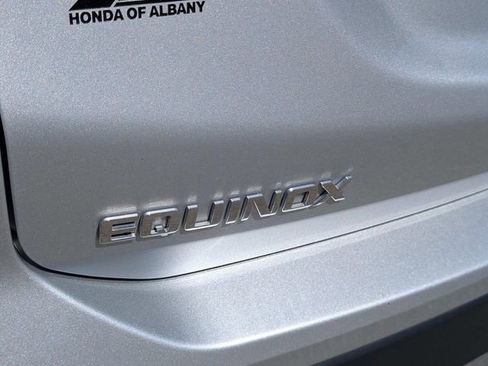 Used 2022 Chevrolet Equinox LT image 10