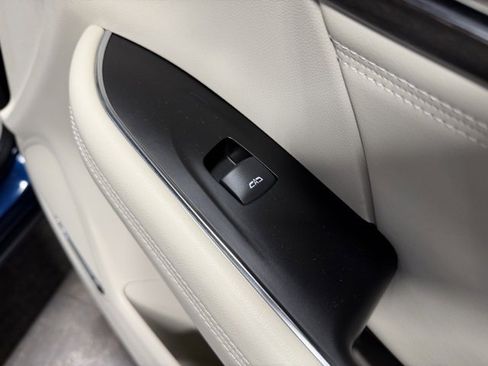 Used 2023 Buick Envision Avenir image 26