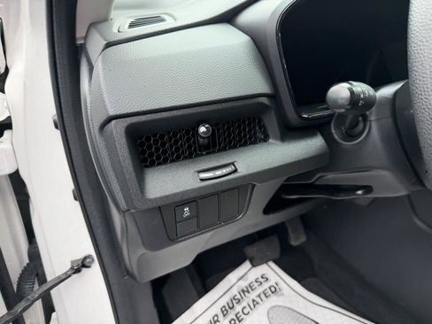 Used 2023 Honda CR-V LX image 8