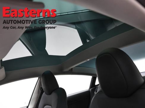 Used 2023 Tesla Model 3 Standard Range RWD image 30