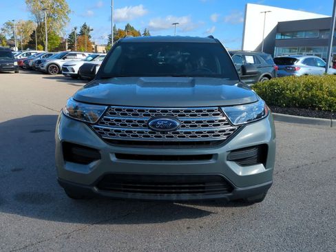 Used 2020 Ford Explorer XLT w/ Class III Trailer Tow Package image 3