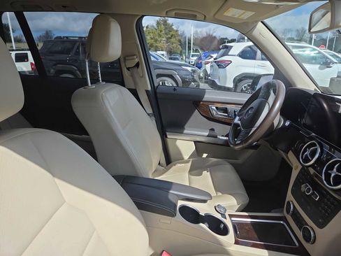 Used 2015 Mercedes-Benz GLK 350 2WD image 10