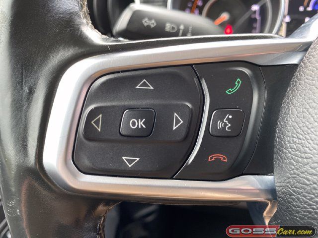 Used 2020 Jeep Gladiator Overland w/ Dual Top Group AWD/4WD image 18