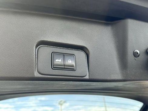 Certified 2023 Nissan Rogue SV w/ SV Premium B Package image 21