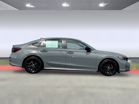 Used 2025 Honda Civic Sport image 8