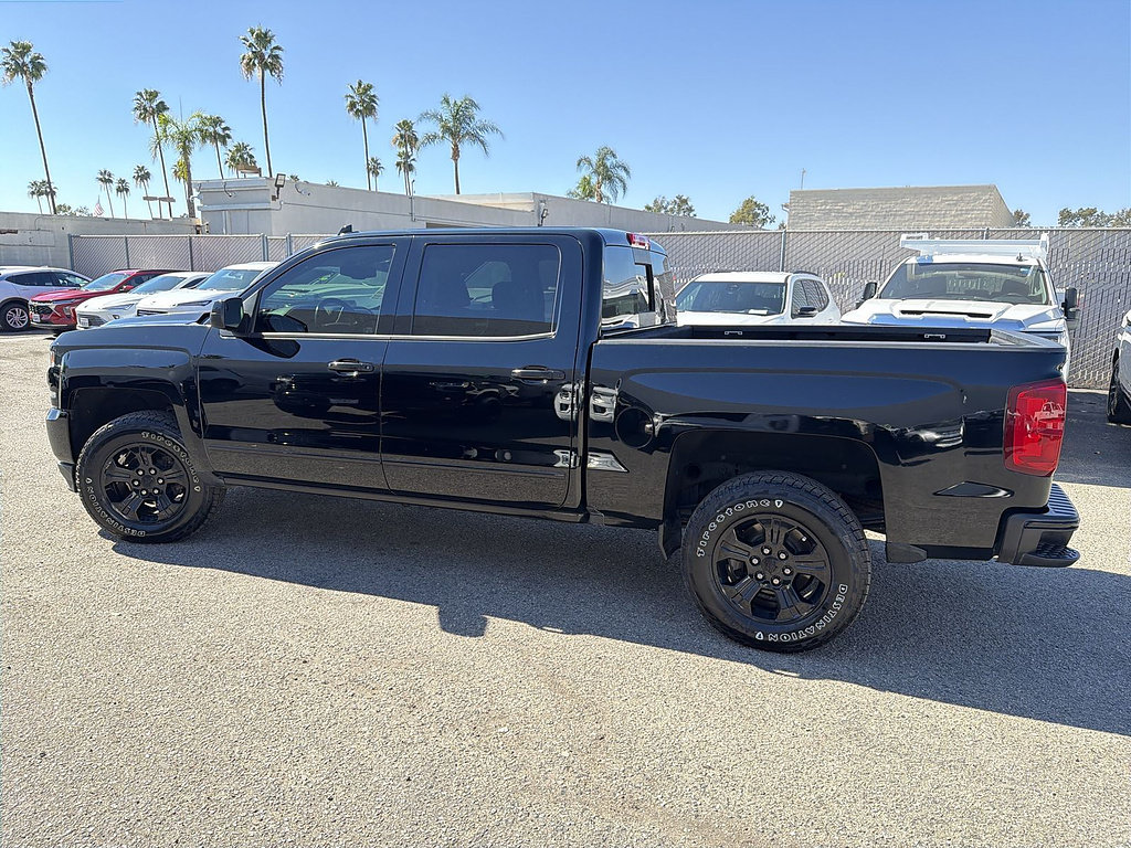 Used 2017 Chevrolet Silverado 1500 LTZ Z71 w/ LTZ Plus Package AWD/4WD image 8