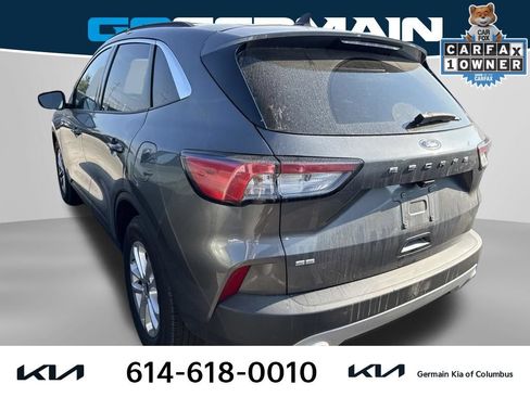 Used 2022 Ford Escape SE FWD image 2