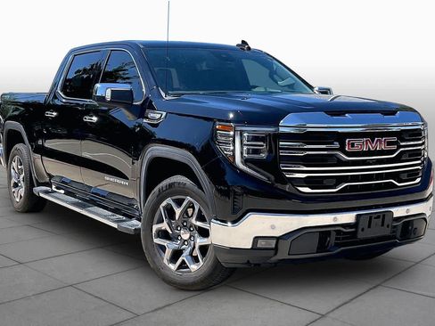 Used 2026 GMC Sierra 1500 SLT AWD/4WD image 2